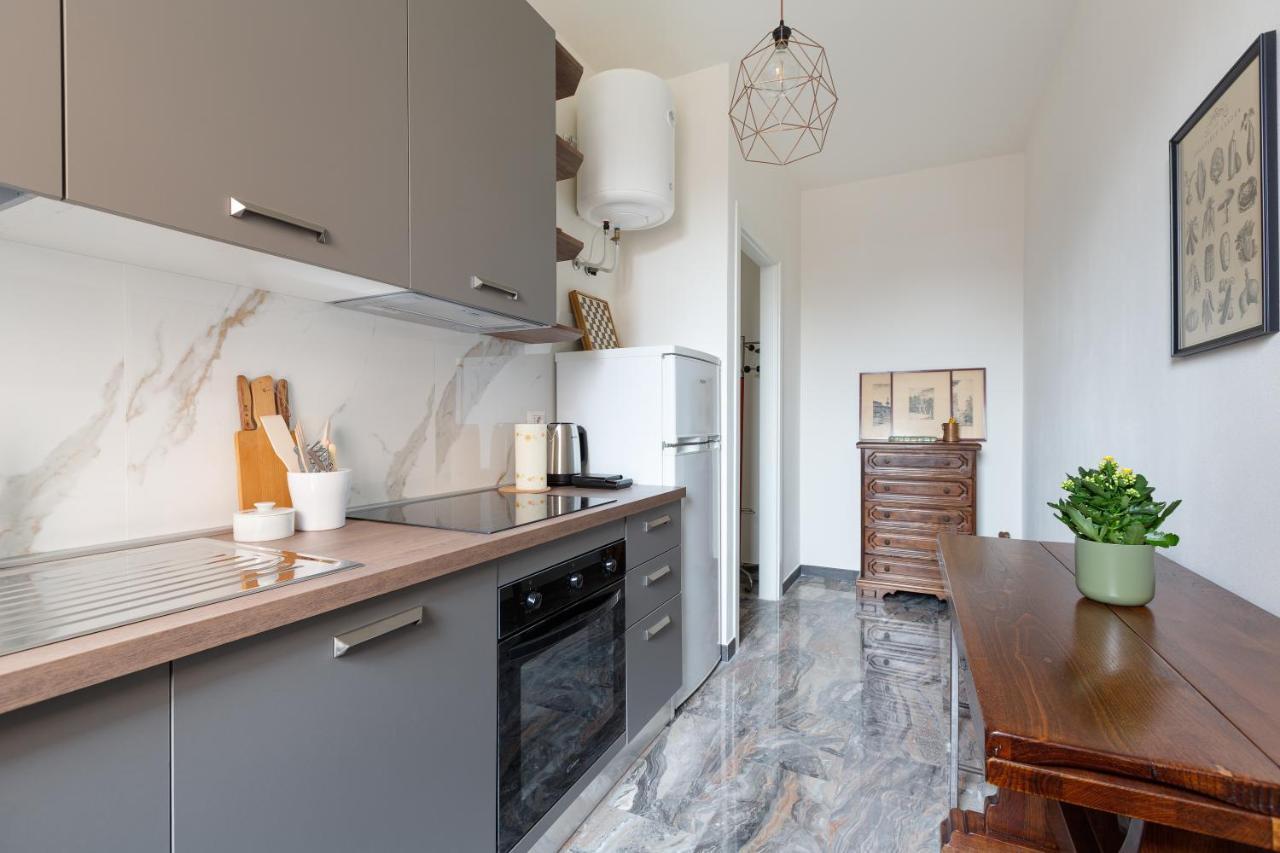 Dergano Comfy Apartment - 250 M Far From M3 Milan Bagian luar foto