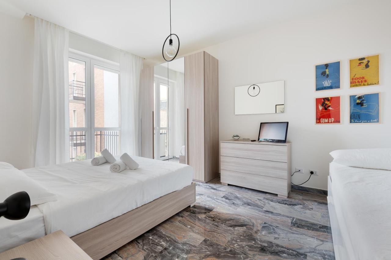 Dergano Comfy Apartment - 250 M Far From M3 Milan Bagian luar foto